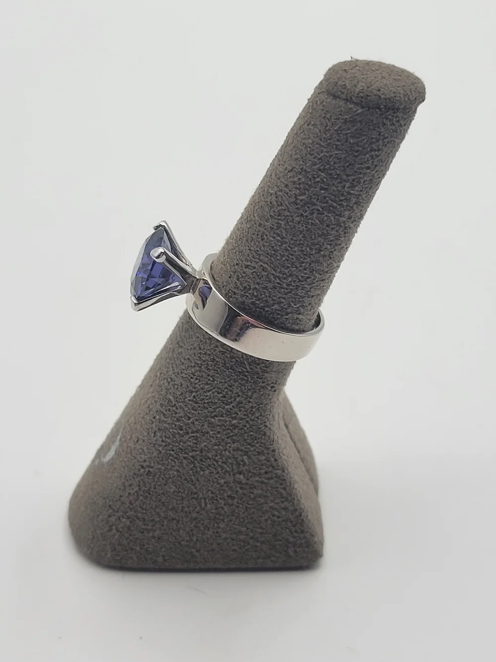 Sterling Silver With Simulated Tanzanite Ring Size 6.75
